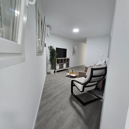 2 Rooms Con Terraza มาลากา ภายนอก รูปภาพ
