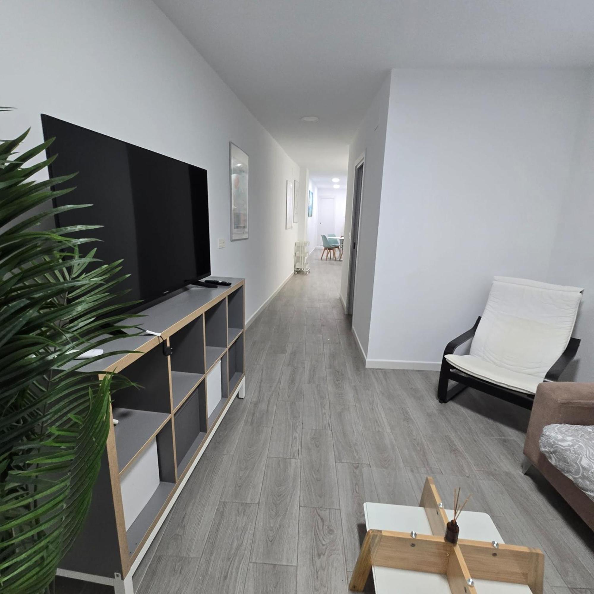 2 Rooms Con Terraza มาลากา ภายนอก รูปภาพ